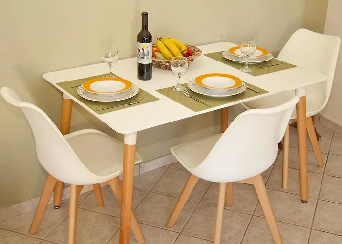 Alkyonida Apartment *